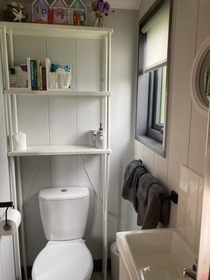 Atlantic Way Shepherd Hut Moville Extérieur photo